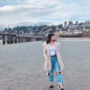 Meet your Posher, Via